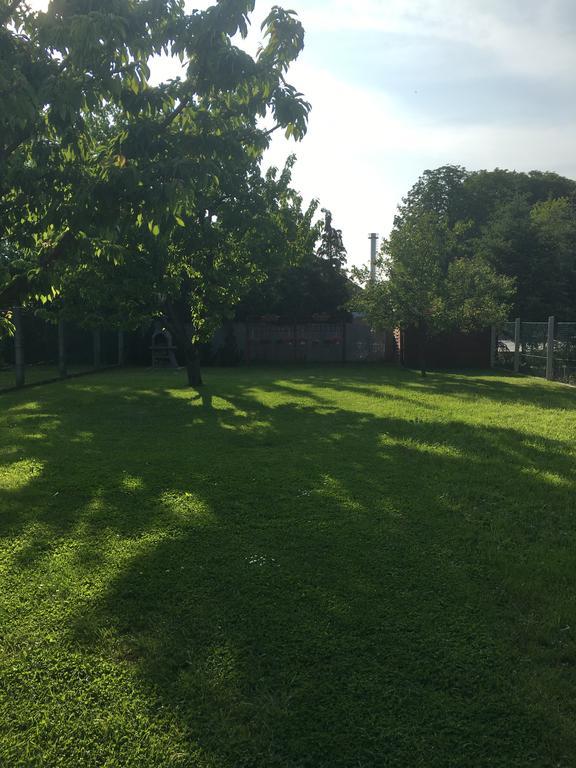 Kristaly Apartmanhaz Sárvár المظهر الخارجي الصورة