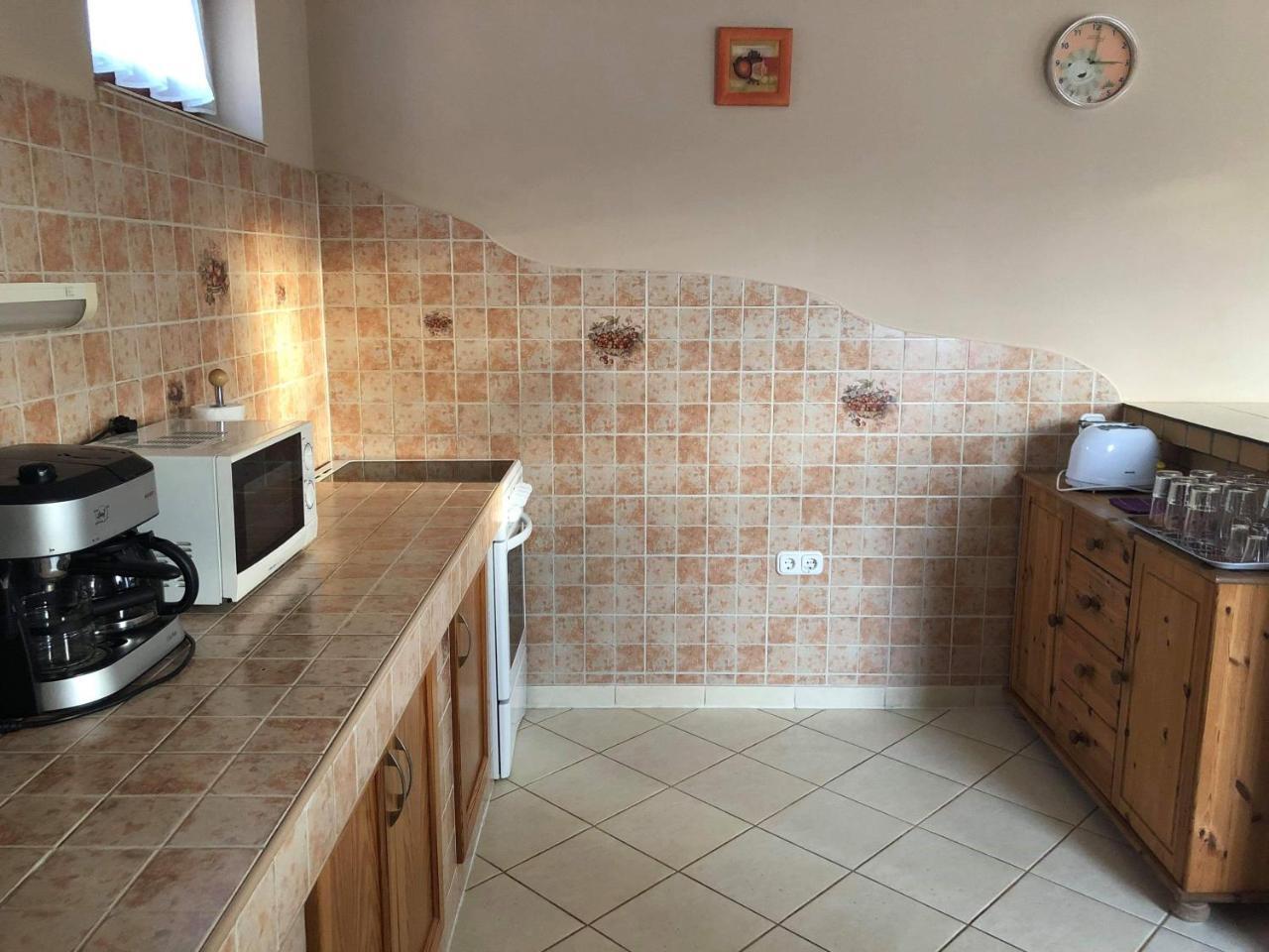 Kristaly Apartmanhaz Sárvár المظهر الخارجي الصورة