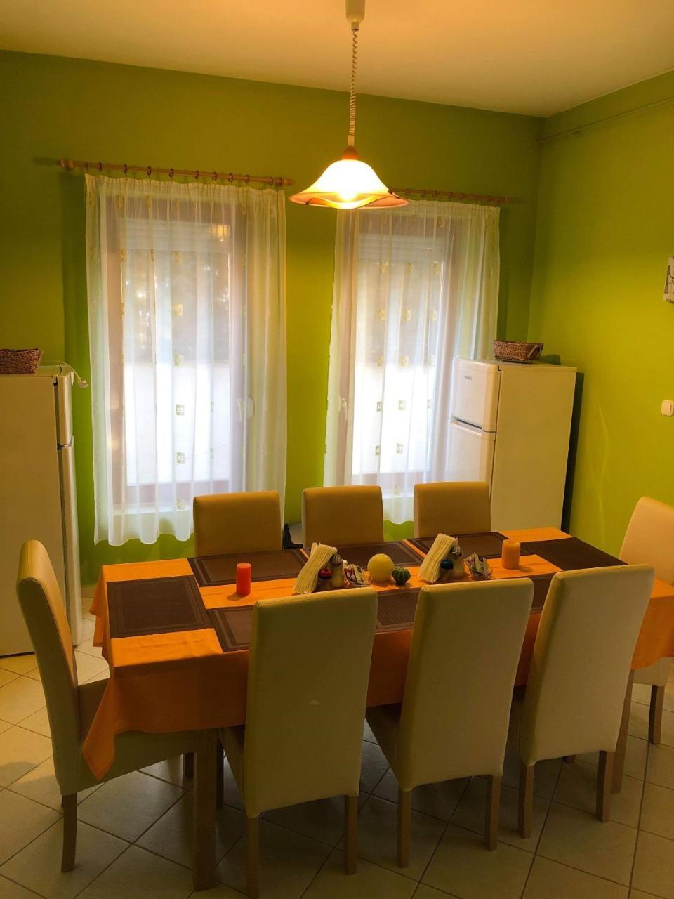 Kristaly Apartmanhaz Sárvár المظهر الخارجي الصورة