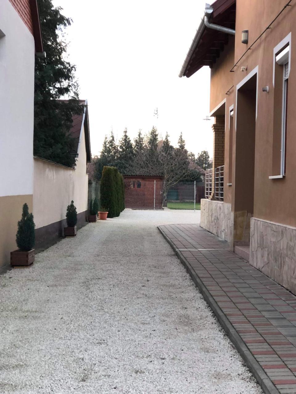 Kristaly Apartmanhaz Sárvár المظهر الخارجي الصورة